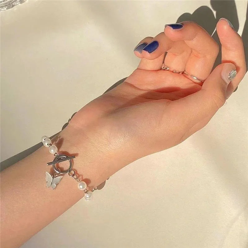 Modisches Armband mit süßer Schleife 