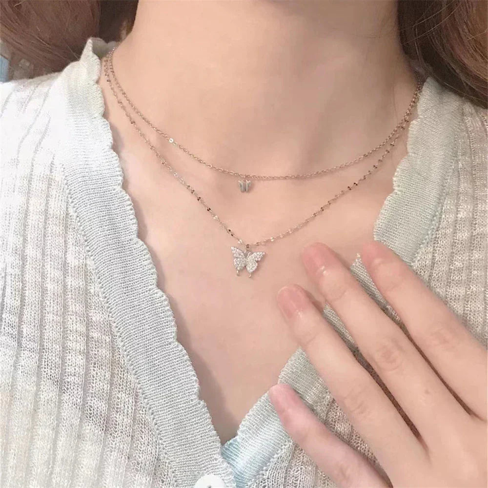 Elegante Halskette mit Anhänger – ein modischer Trend!